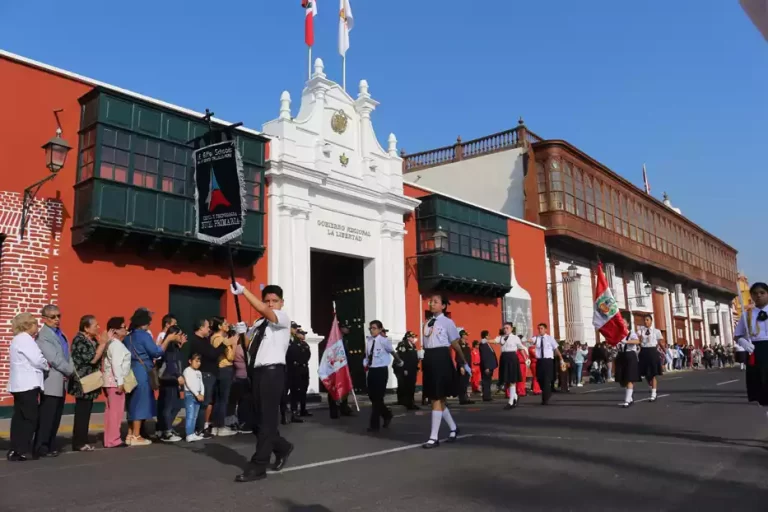 IMG_7493-768x512 Historia Peruana