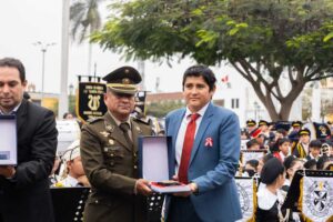 518286231_1299381258857566_4138400324444931578_n-Copy-300x200 La BANDA