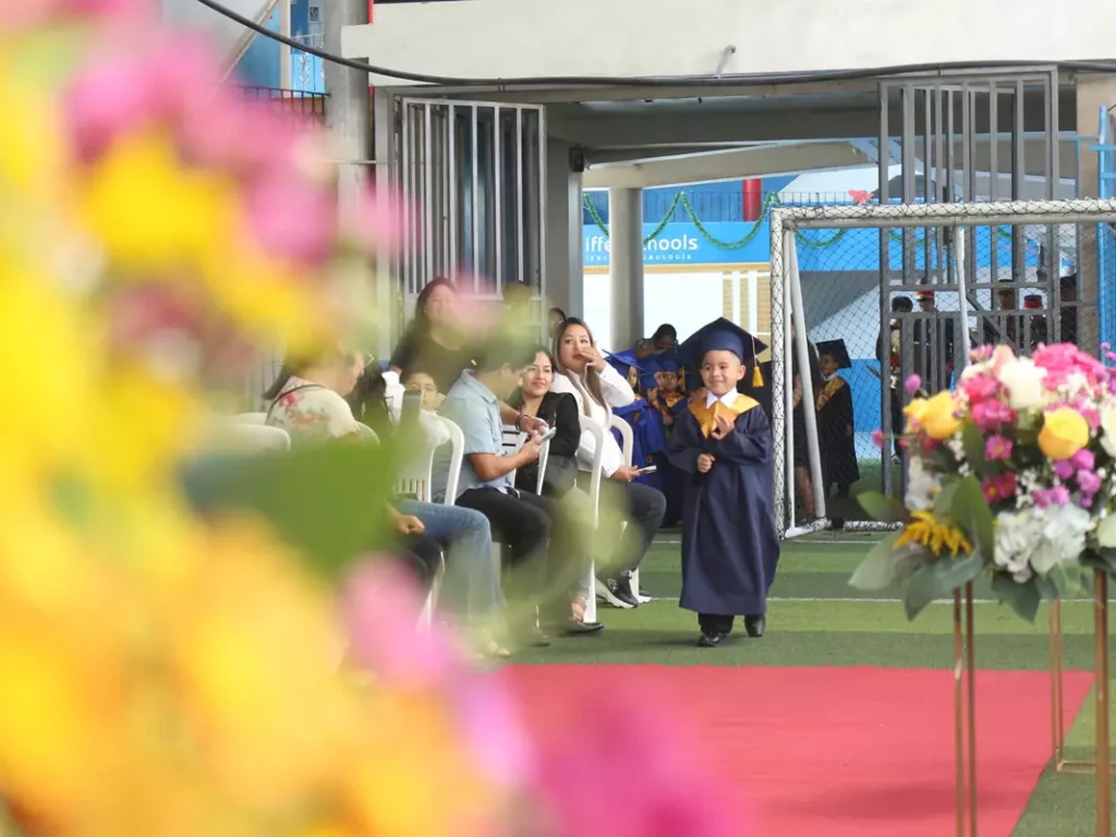 605727553-1446568117472212-3635144985171744182-n-copy-1024x768 Graduación 2025